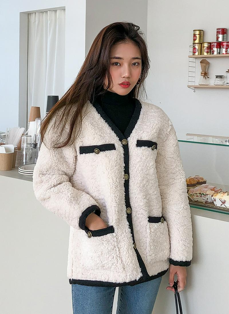 アニマルボタンブークレジャケット