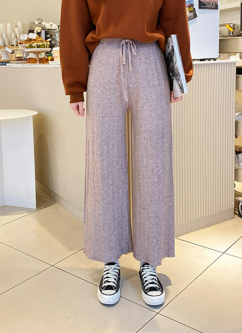 ドロストニットワイドパンツ