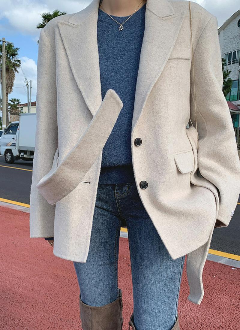 ストラップ付ウール混ジャケット