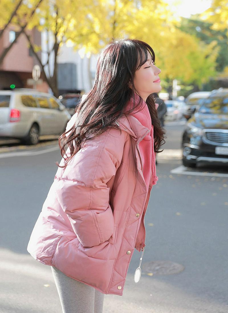 フード付ダウンジャケット