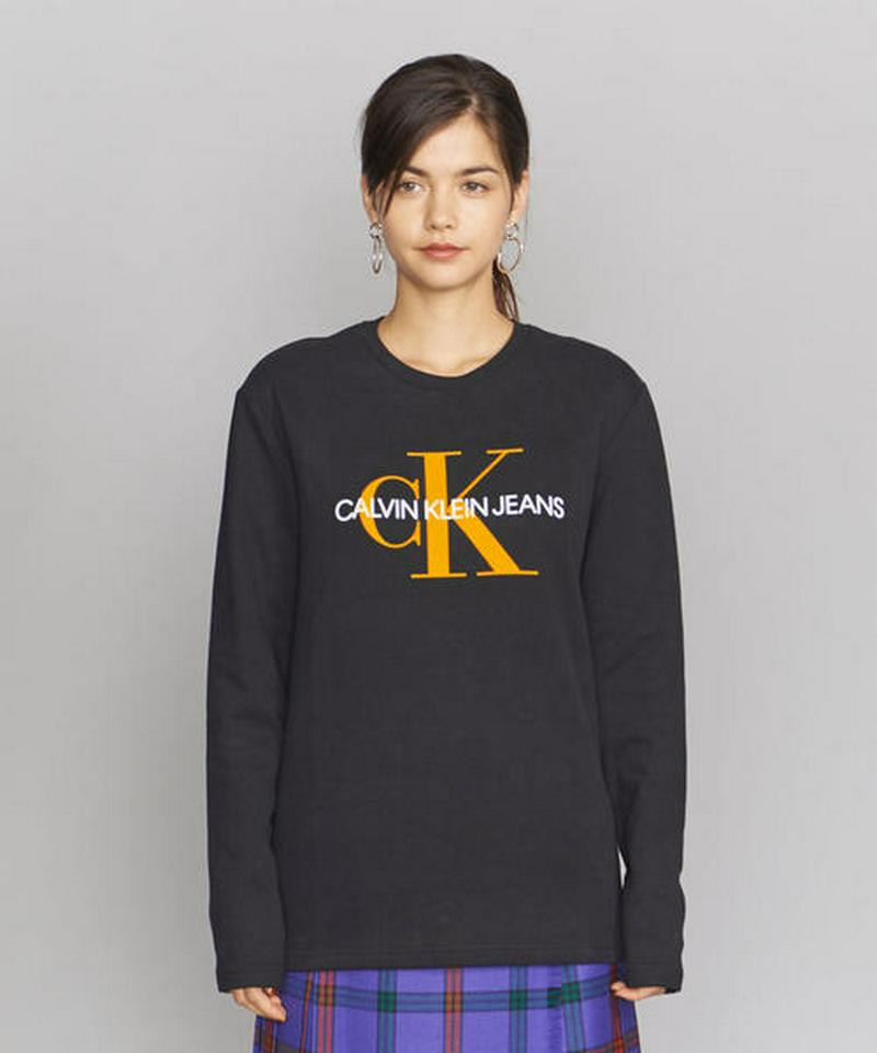 ＜Calvin Klein Jeans＞モノグラムロングスリーブTシャツΨ