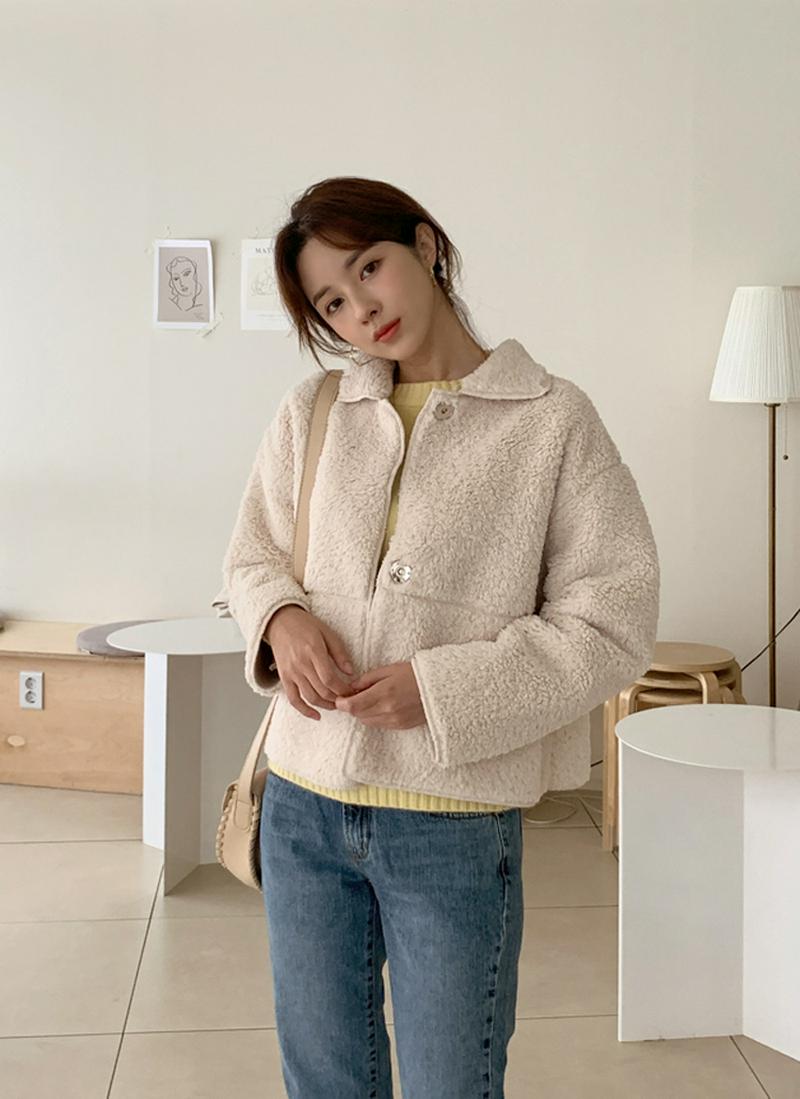 スエード風裏地クロップドジャケット