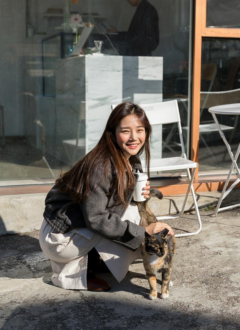 ヘリンボーンクロップドジャケット