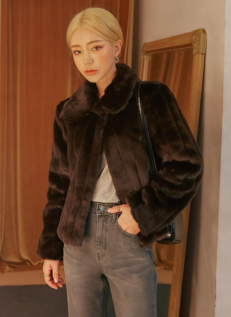 フェイクファーカラージャケット