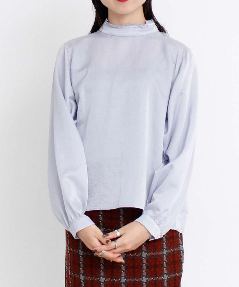 C/SI製品染め衿タックプリーツブラウス