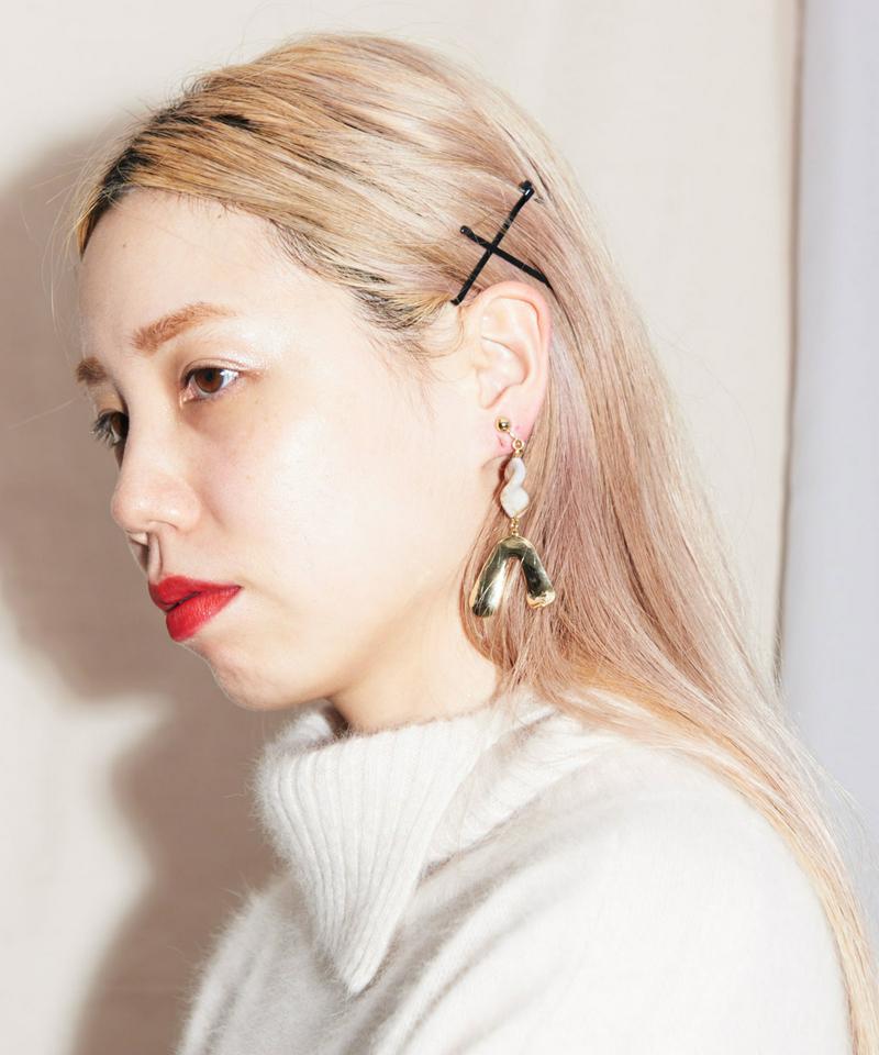 ○ショウケイパーツ　ゆらゆらイアリング