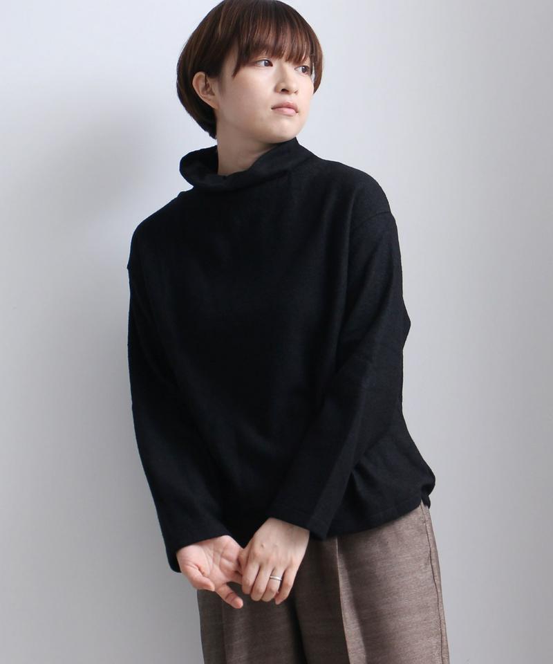 〇ブークレ　オフタートルプルオーバー