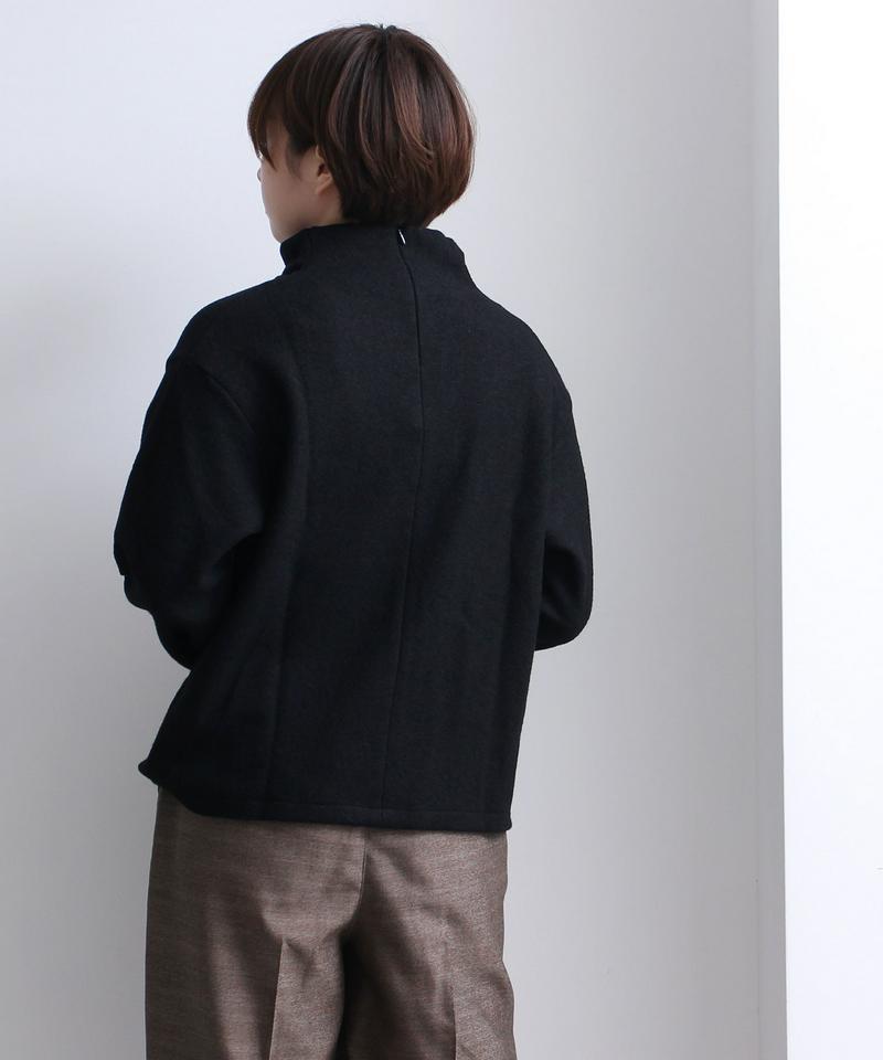 〇ブークレ　オフタートルプルオーバー