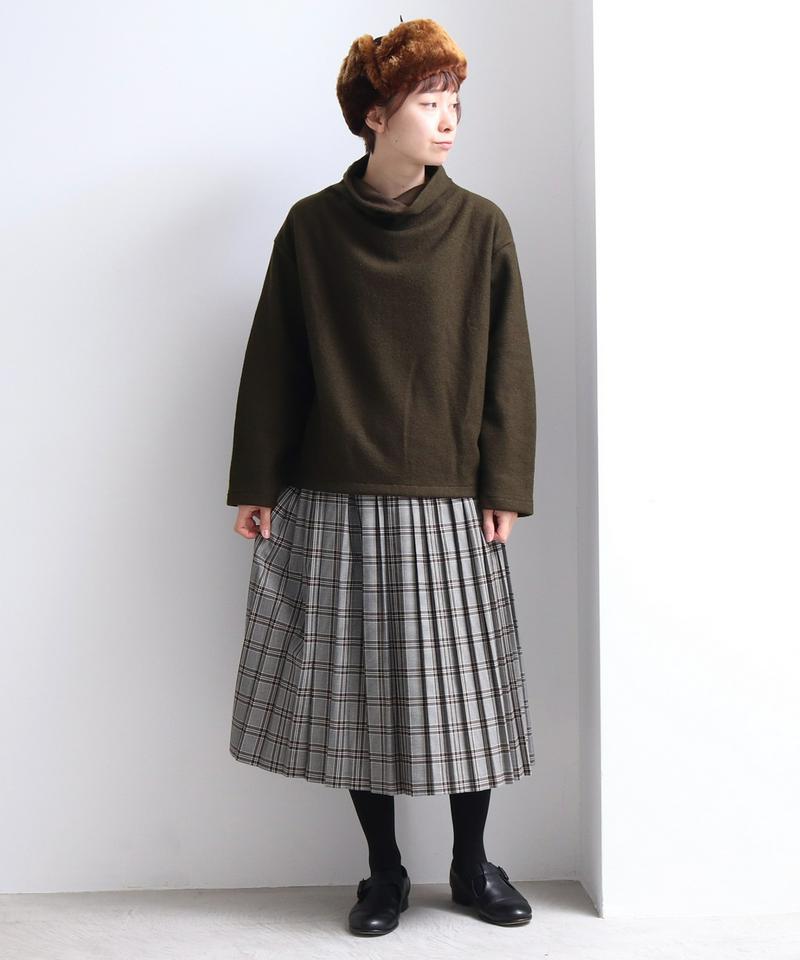 〇ブークレ　オフタートルプルオーバー
