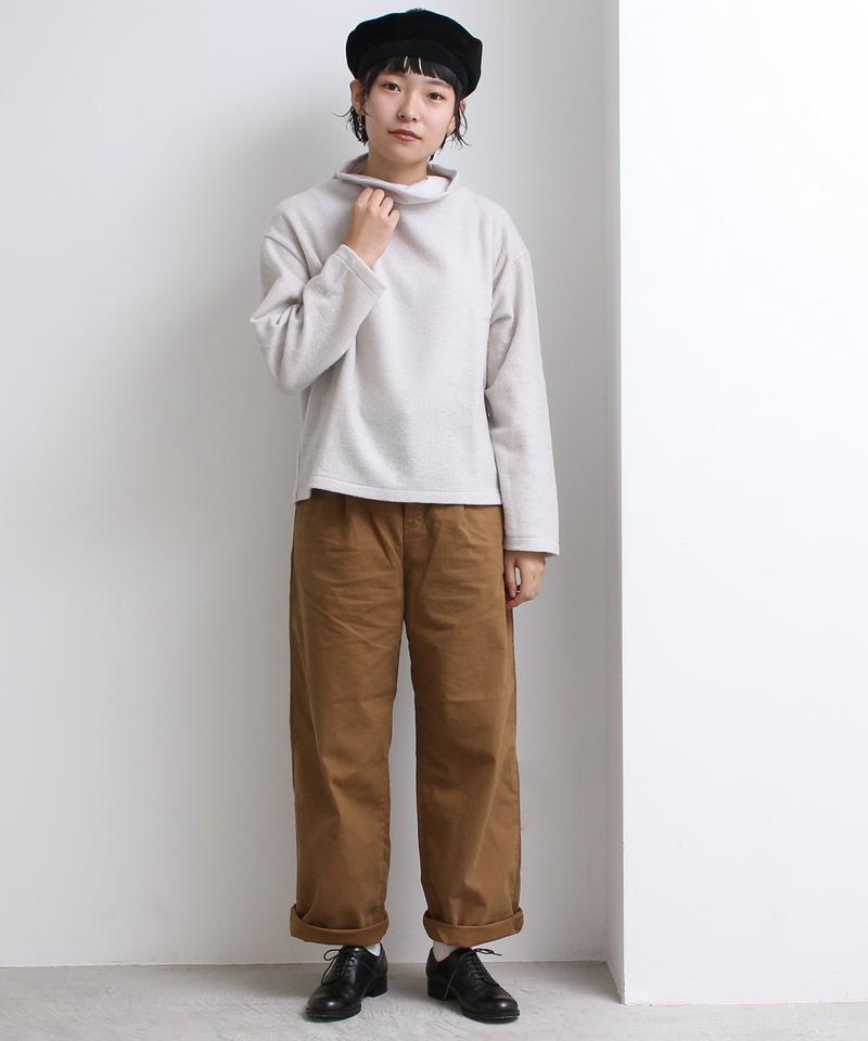 〇ブークレ　オフタートルプルオーバー