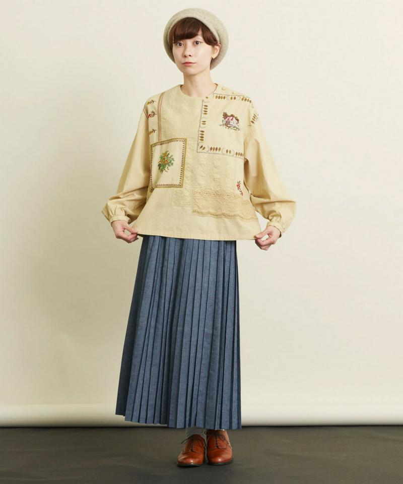 ○コットンスラブ　　テーブルクロスとレースフレアーブラウス