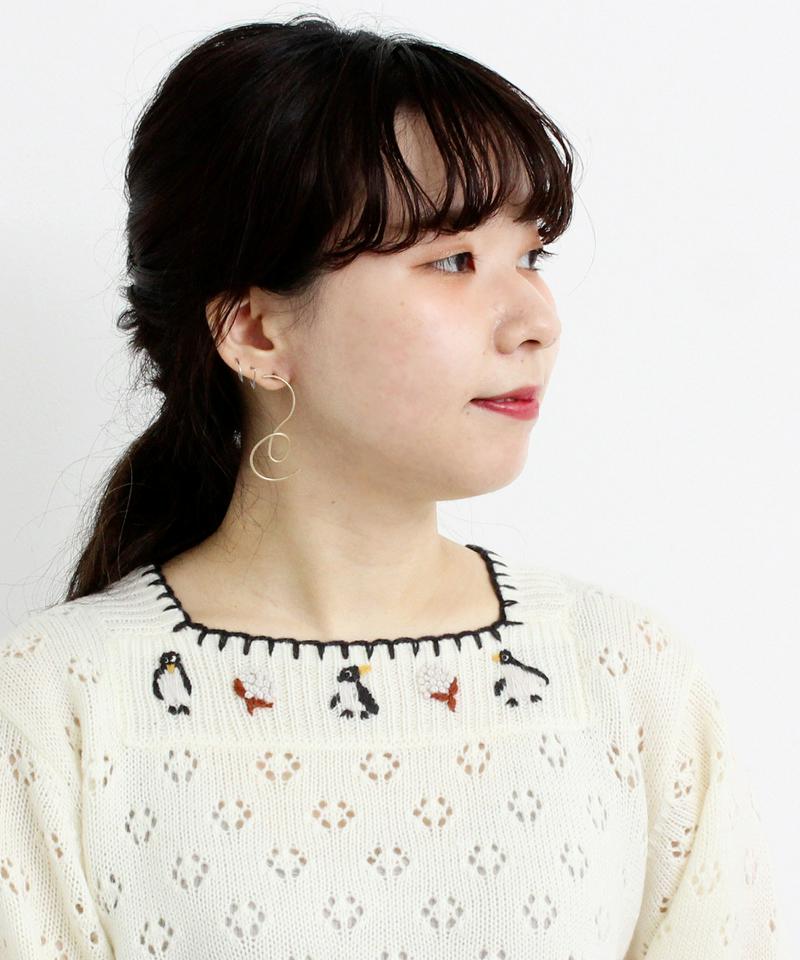 ○eiπe　「ペンギンと綿花刺繍」　スクエアネックプルオーバー