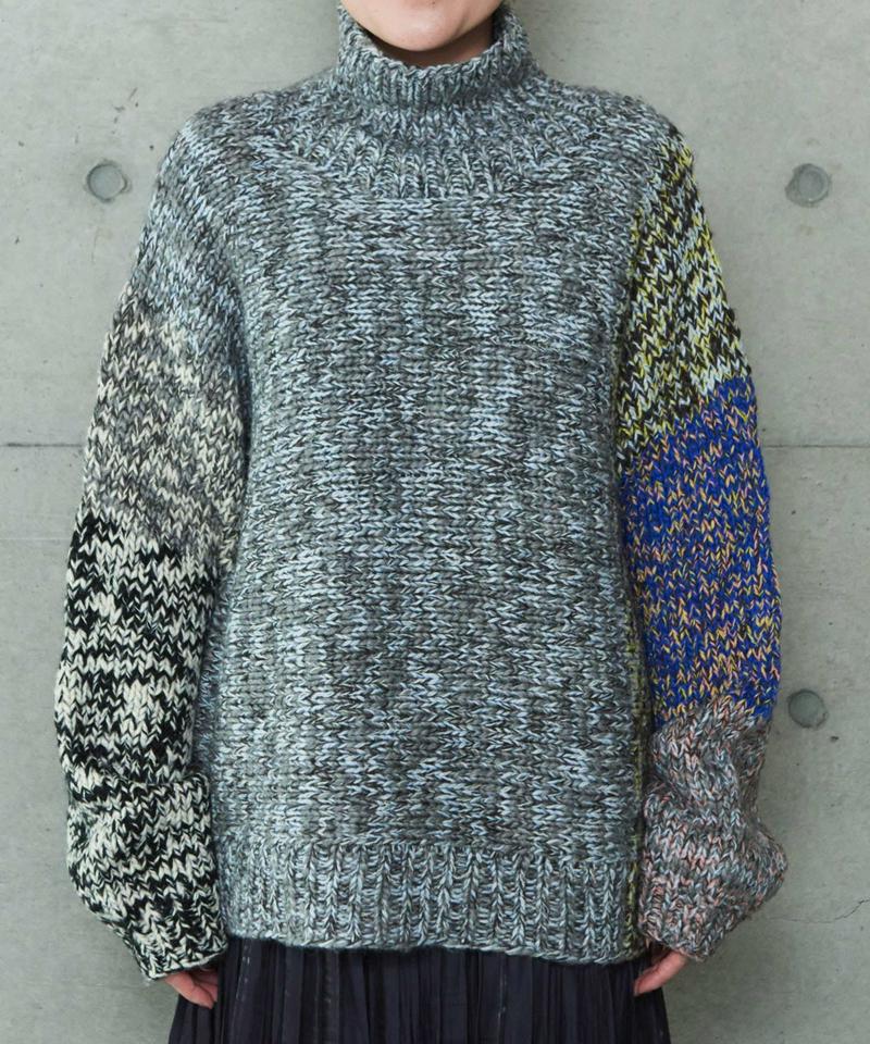 ○引き揃えハンドニット　タートルネックプルオーバー