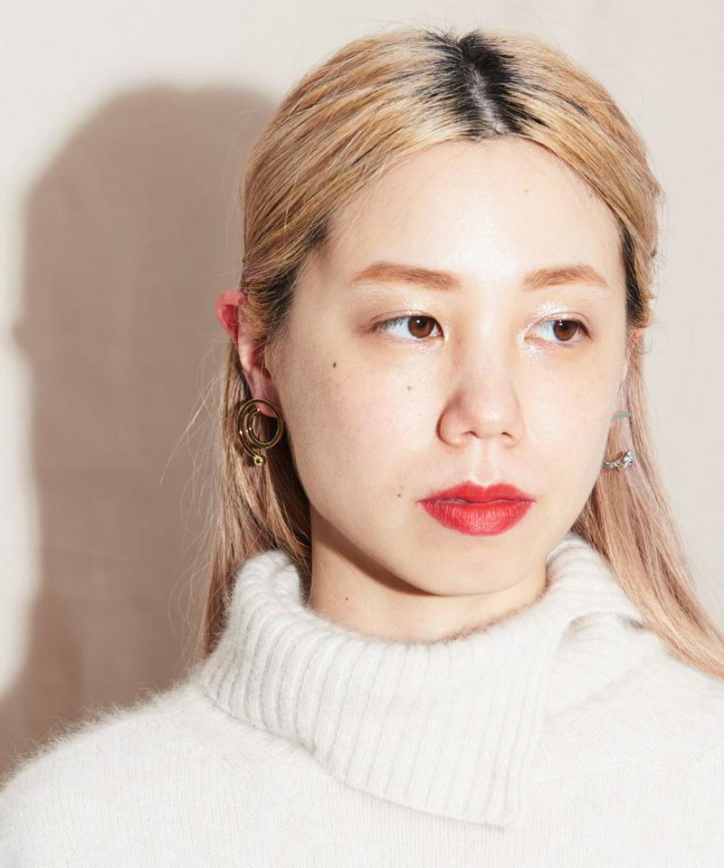 うずまきライン　ピアス