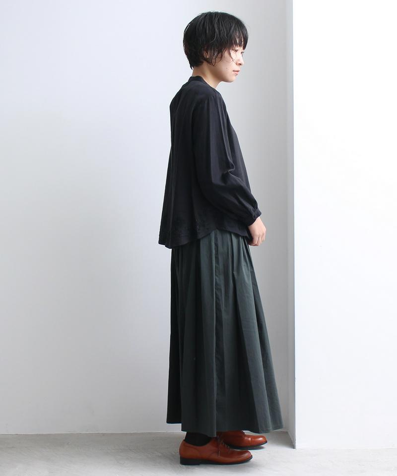 花の丘刺しゅう　シャツブラウス