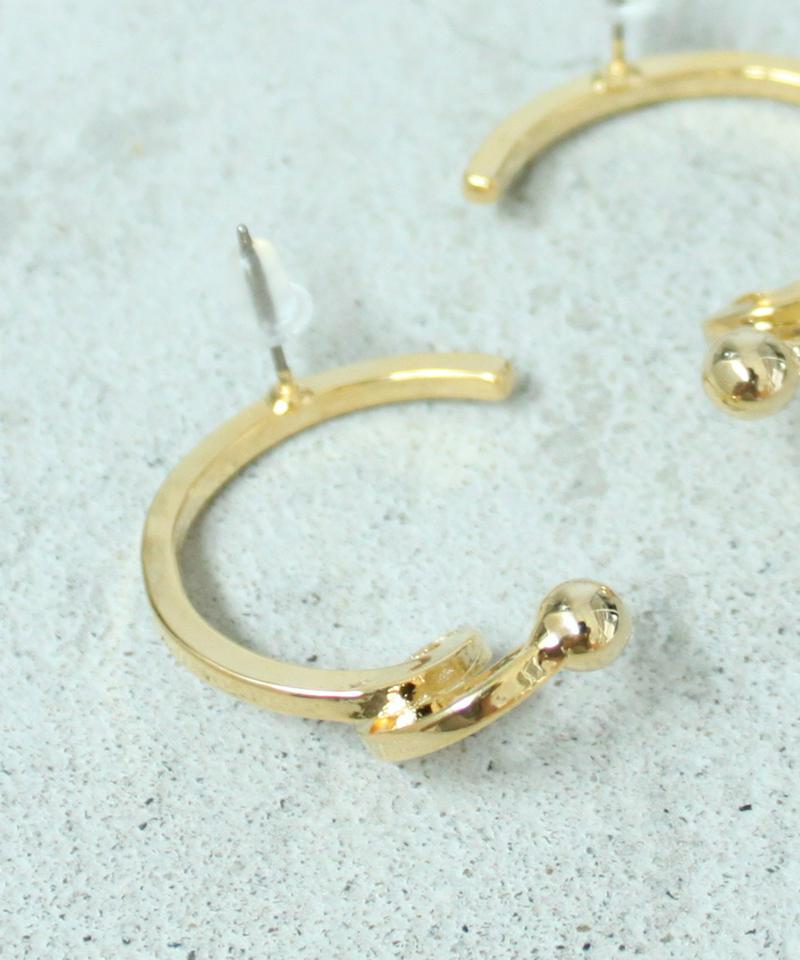 スプリングライン　ピアス