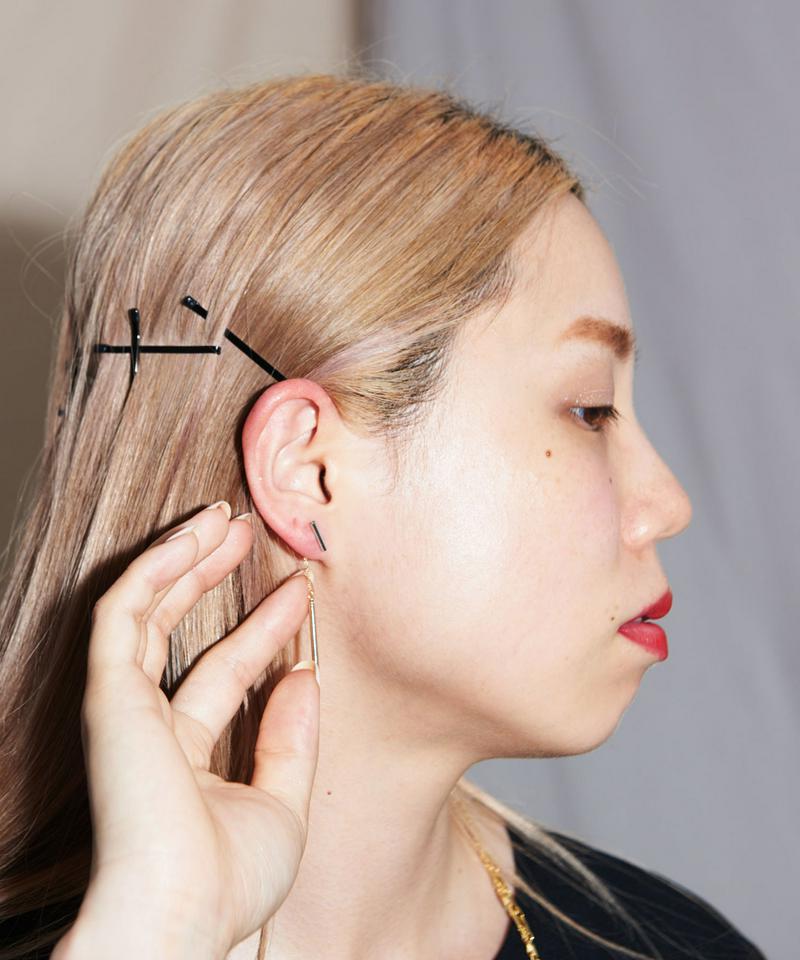 ○パイプチェーンピアス
