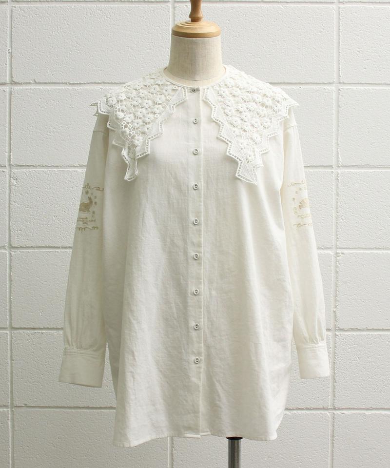 〇eiπe　レース衿ウサギ刺繍ブラウス