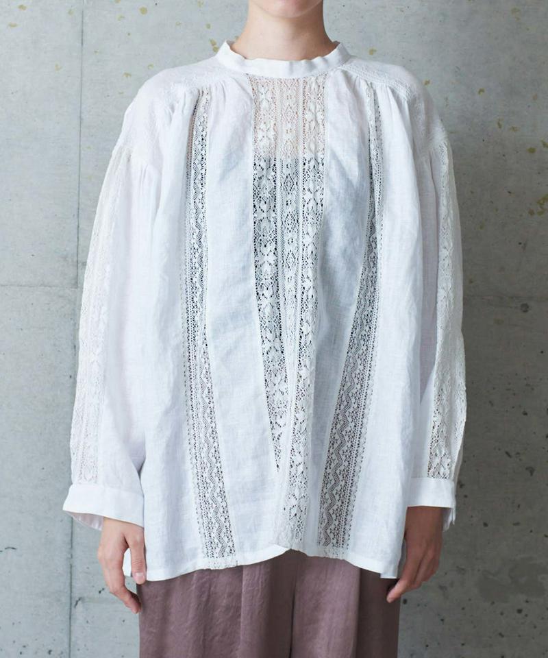 ○レース×リネン刺繍ヨークギャザースモックブラウス（cardo fabrica）
