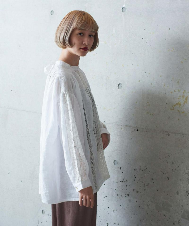 ○レース×リネン刺繍ヨークギャザースモックブラウス（cardo fabrica）