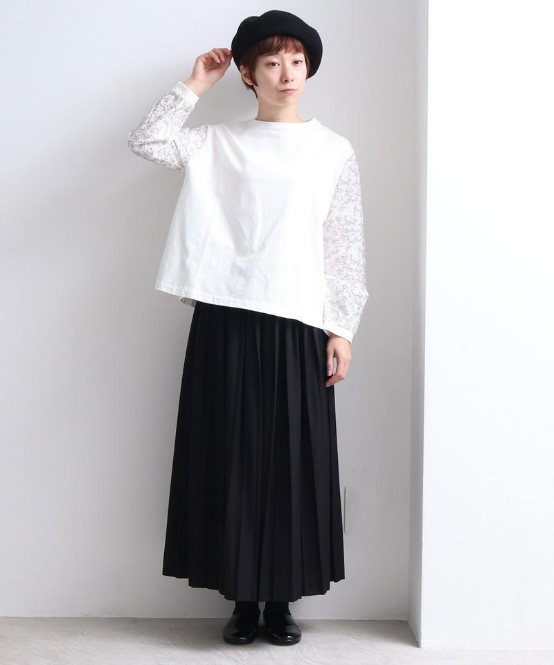 星屑刺しゅう　パフスリーブブラウス