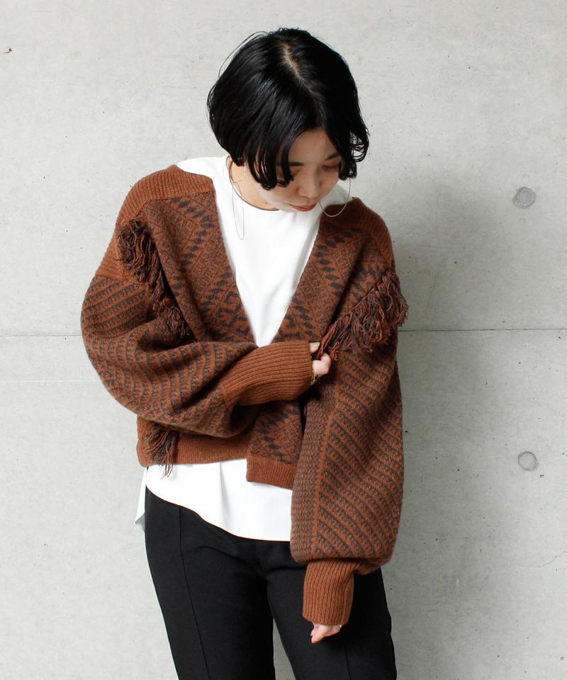 ○ジャカードニット　ショートカーディガン