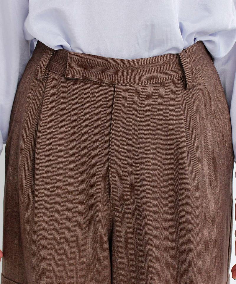ヘリンボン裾しぼりパンツ
