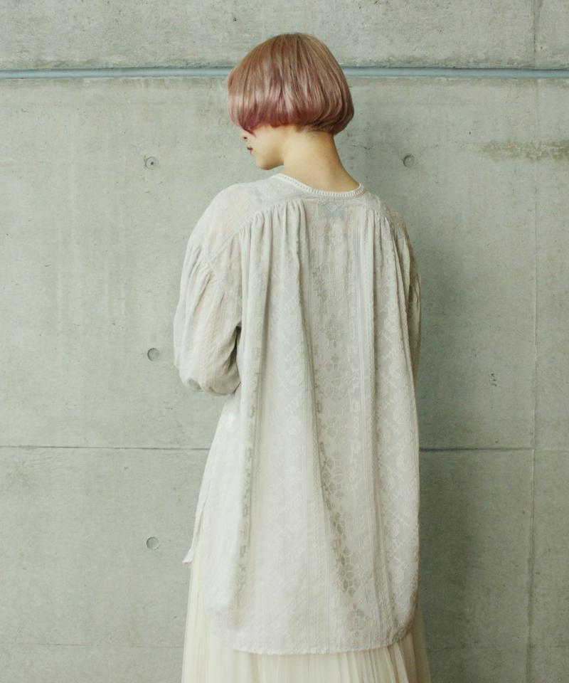 ○楊柳シフォン総刺繍ギャザーチュニックブラウス