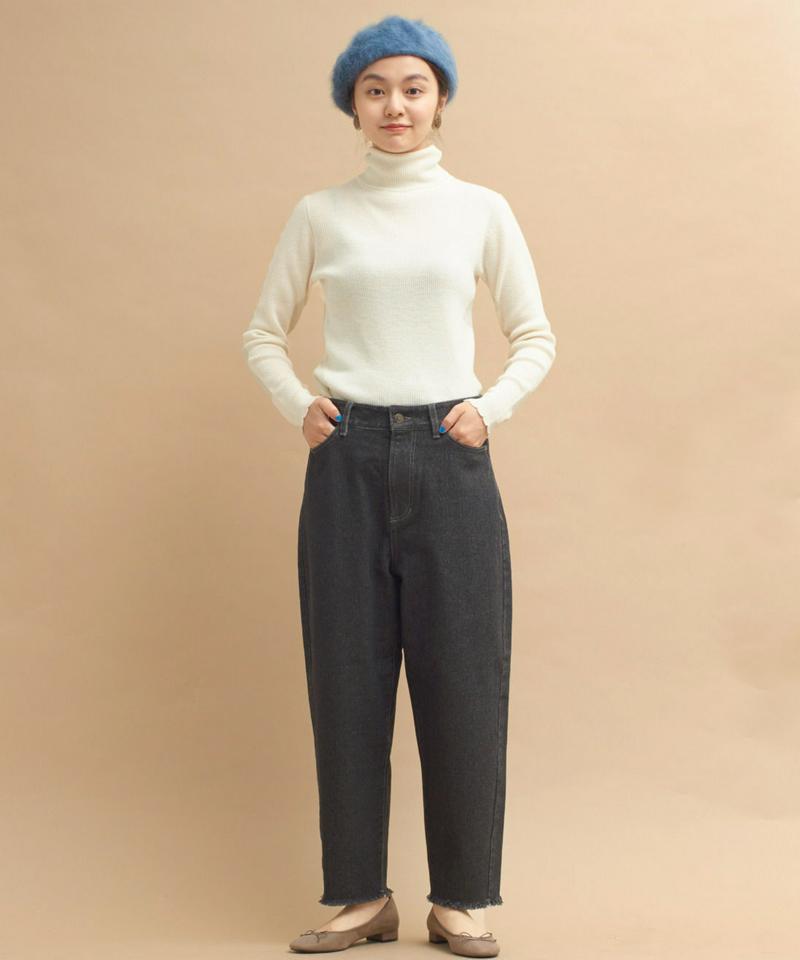 ○mat デニム　裾切りっぱなしパンツ