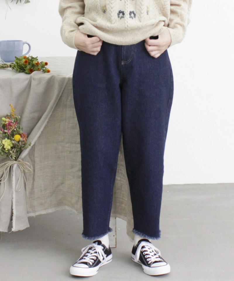 ○mat デニム　裾切りっぱなしパンツ