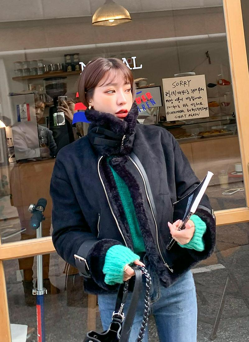 ムートン調ワイドカラージャケット