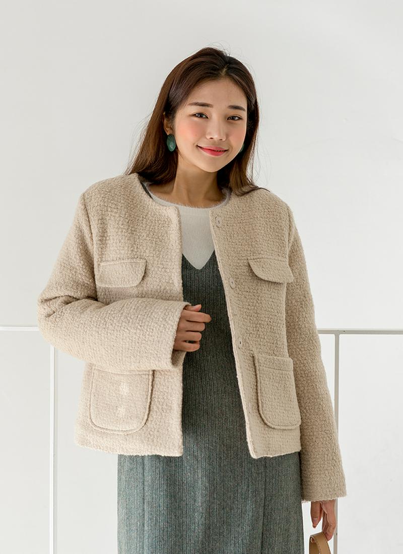 ノーカラーフラップウール混ジャケット