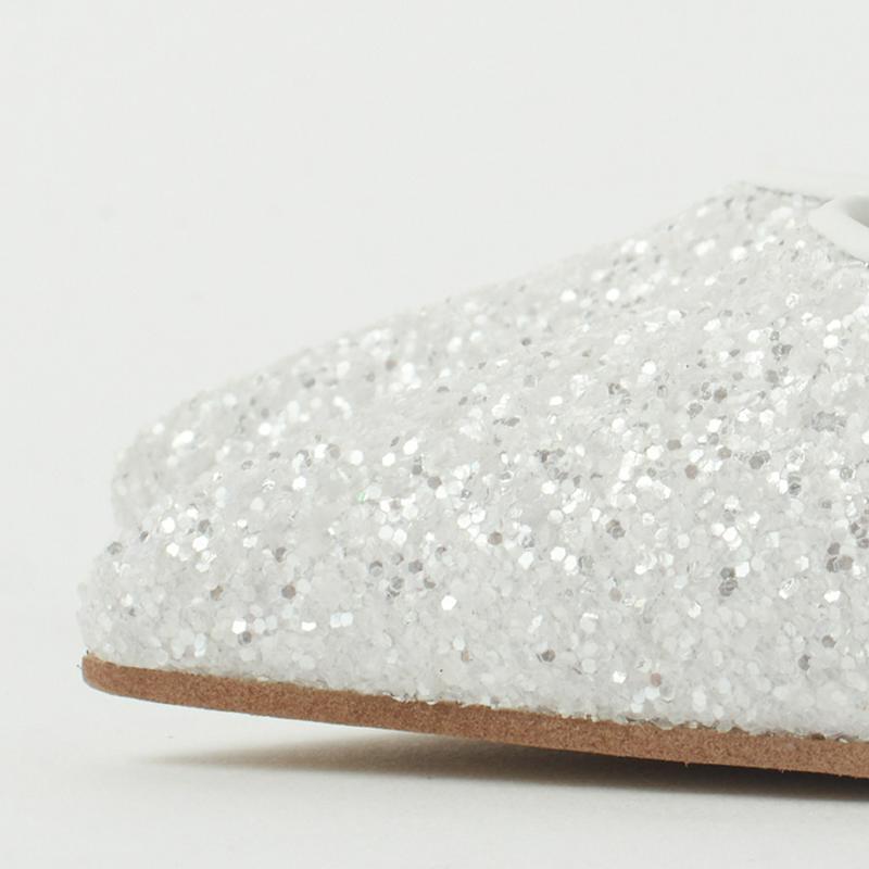 セットバックヒールで華奢美脚に☆シンプルパンプス
