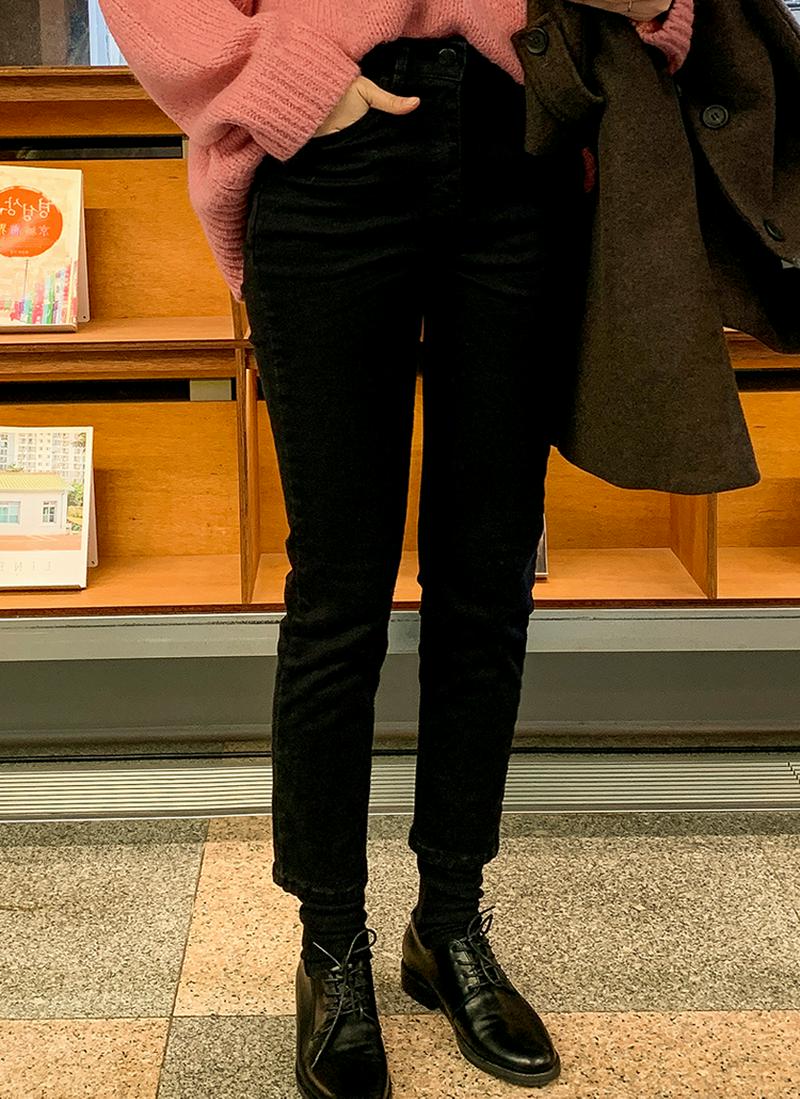 裏起毛ブラックパンツ
