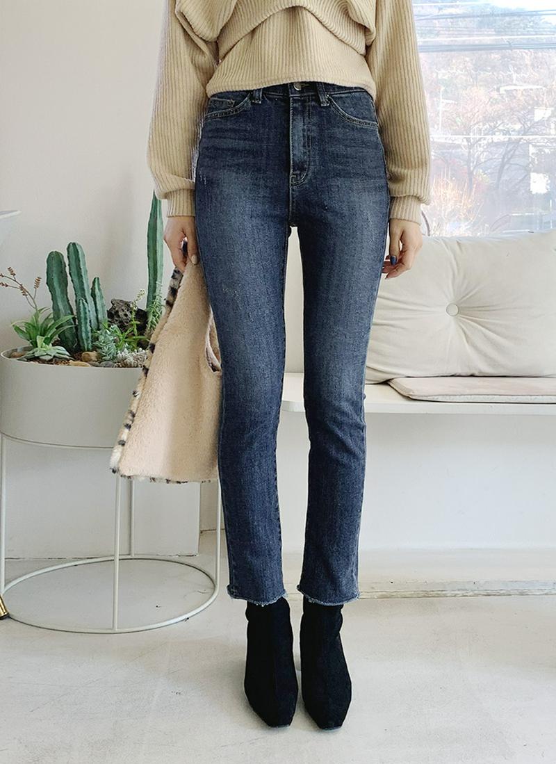 カットスリムデニムパンツ・全1色