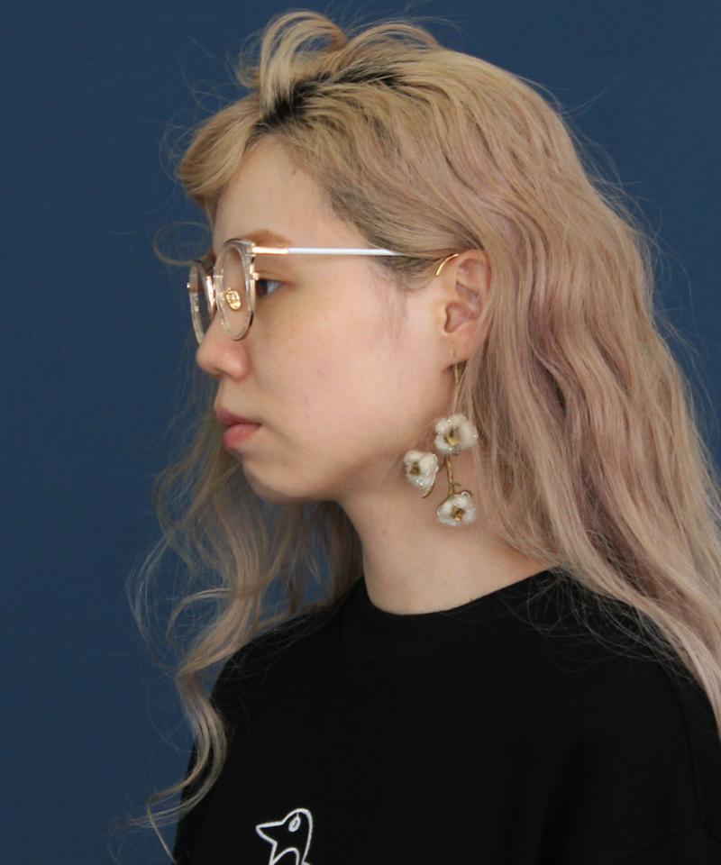 ○eiπe　アトリエ染花×eiπe　「綿花のコサージュ」イヤーフック