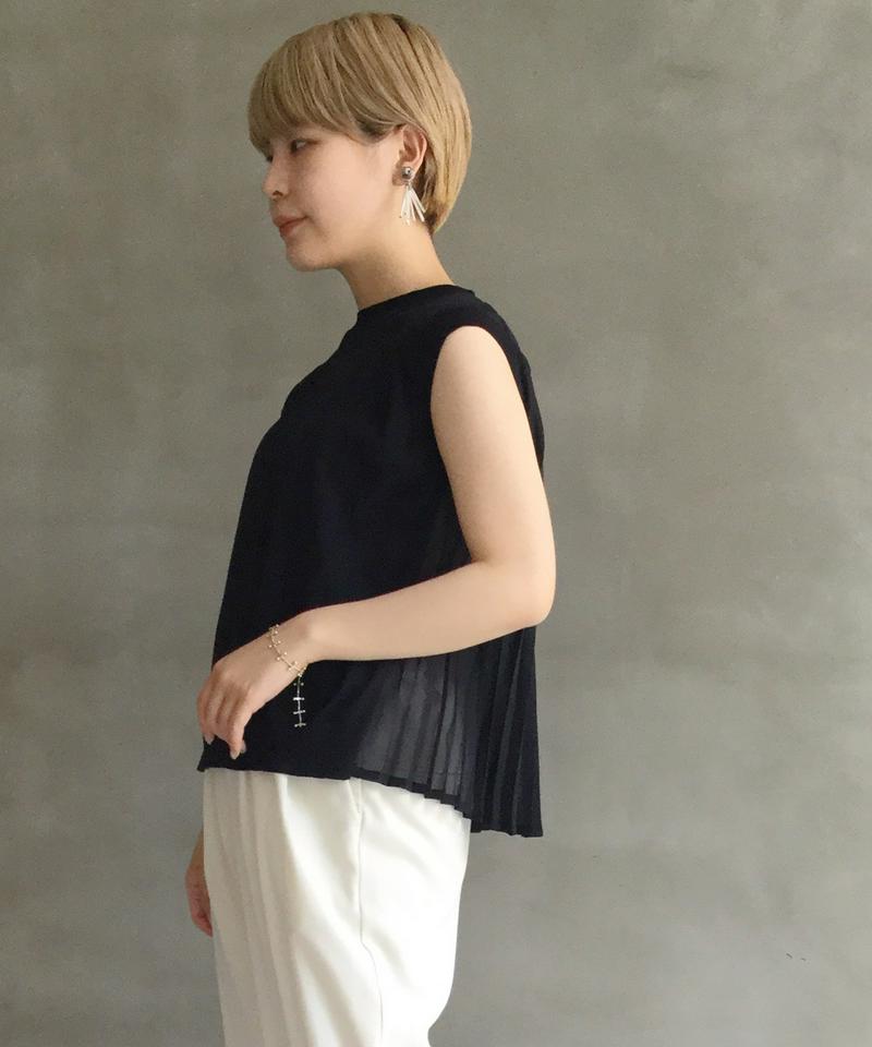 ◯ニット×プリーツ ノースリーブプルオーバー（cardo fabrica）