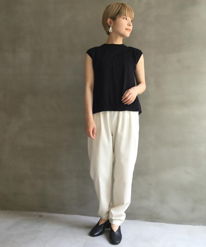 ◯ニット×プリーツ ノースリーブプルオーバー（cardo fabrica）
