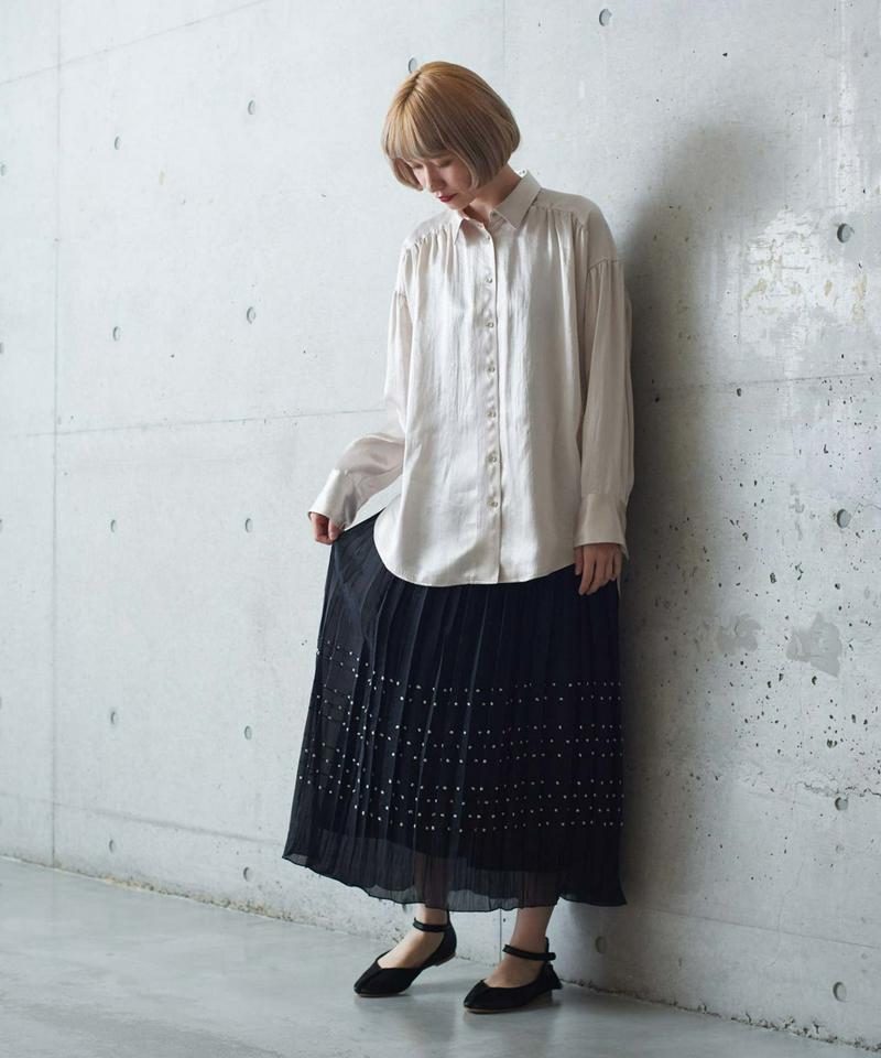 ●○アセテートヴィンテージサテンシャツカラーブラウス（cardo fabrica）