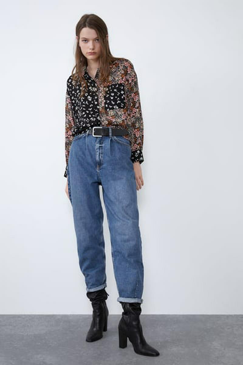 フラワー柄シャツ