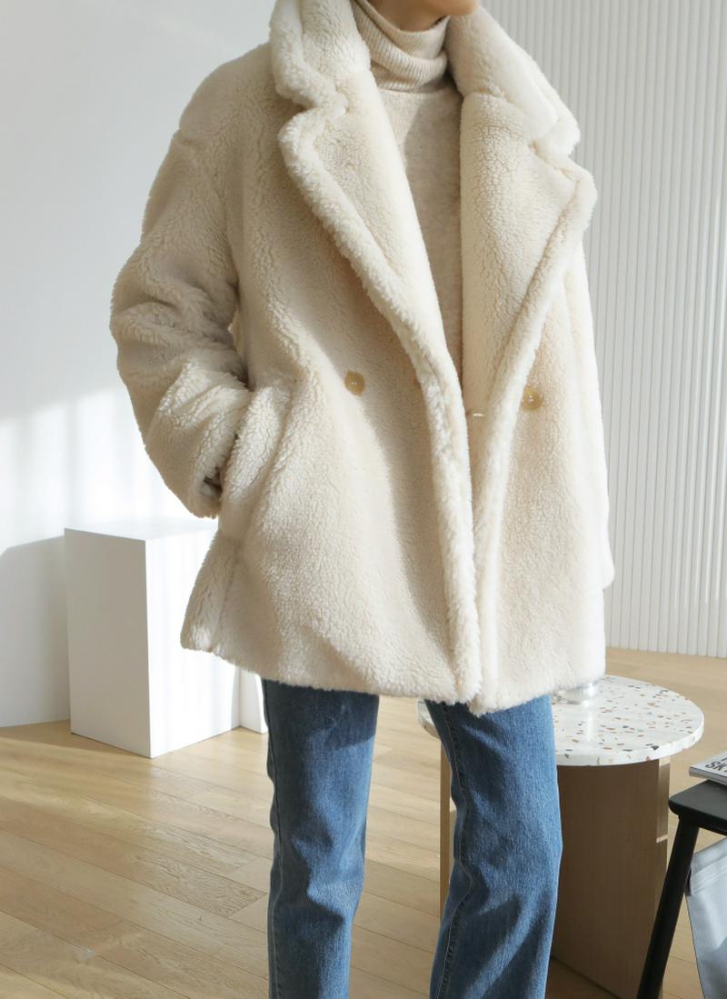 ボアテーラードジャケット