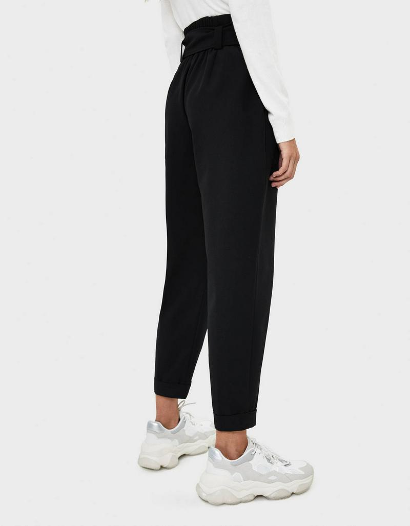 ベルト付きペーパーバッグパンツ
