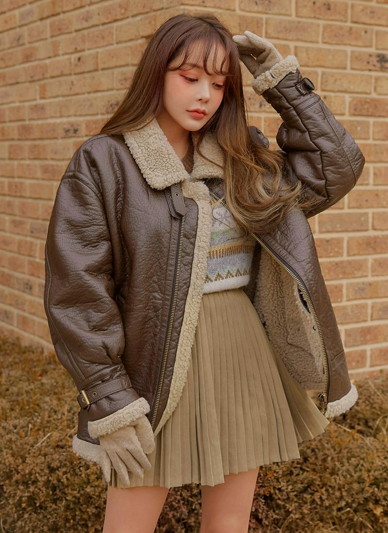 ボア裏地レザーライクジャケット