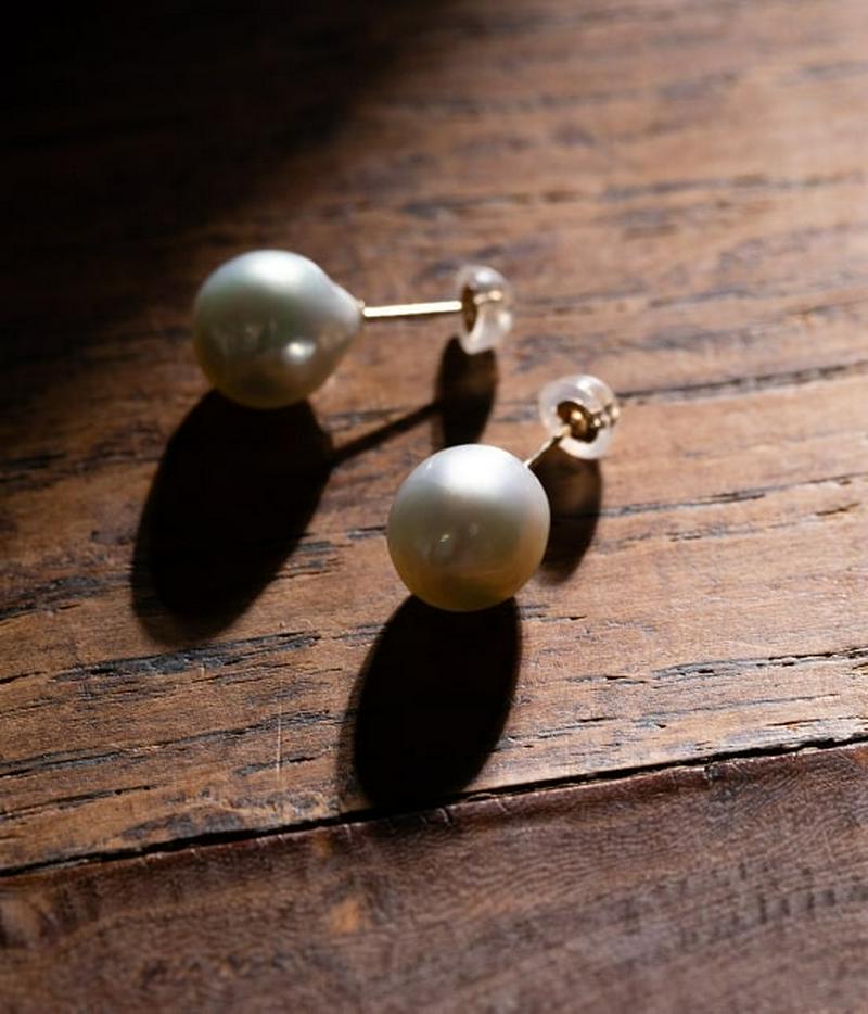 【DeWLuX】【月のPearl】k10限定ピアス