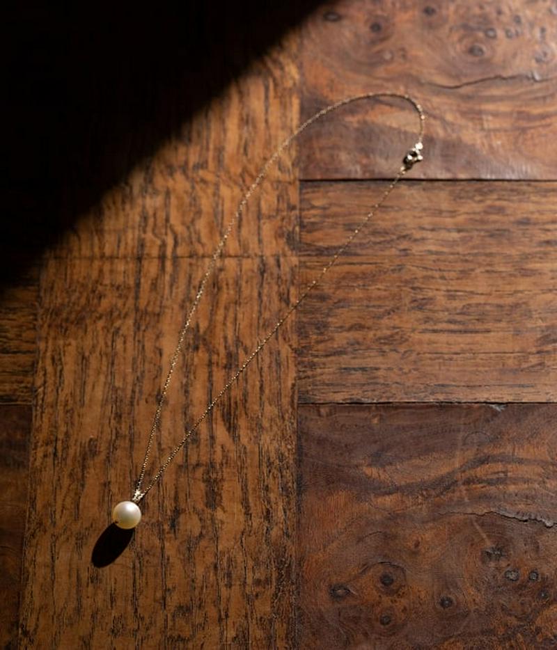 【DeWLuX】【月のPearl】k10限定ネックレス