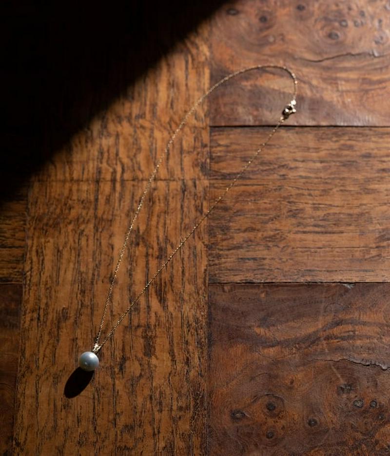 【DeWLuX】【月のPearl】k10限定ネックレス