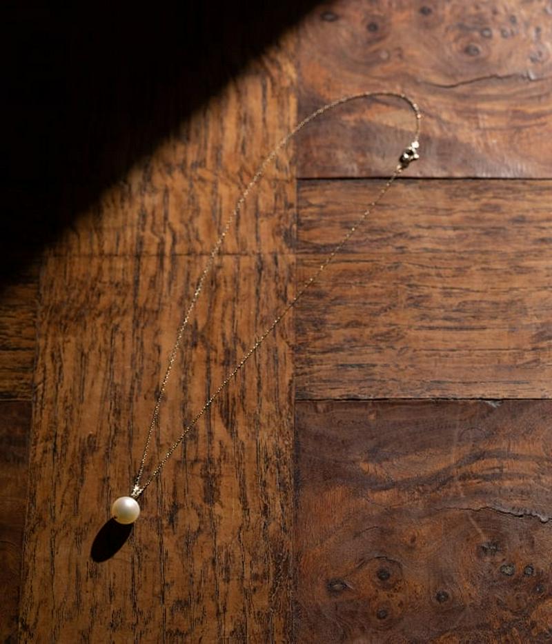 【DeWLuX】【月のPearl】k10限定ネックレス