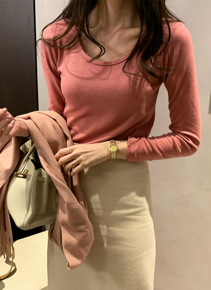 ラウンドネック起毛スリムTシャツ