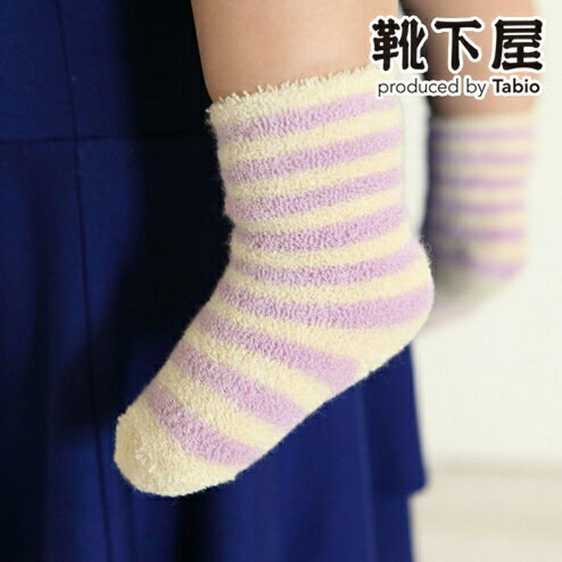 【全品送料無料～6/26 09:59迄】【あす楽】【公式 靴下屋】 ベビー ボーダーハイソックス / 靴下 タビオ Tabio くつ下 ベビー ベビーソックス 子供 子供用靴下 出産祝い ギフト 白 日本製