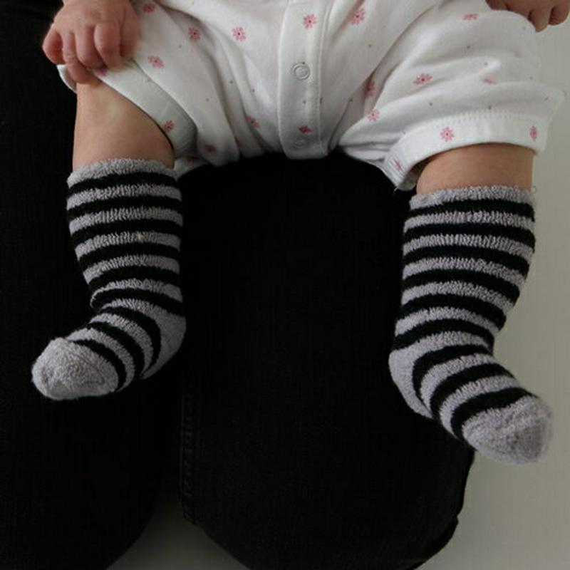 【全品送料無料★〜1/16 23:59迄】【あす楽】【靴下屋】 ベビーボーダーハイソックス ダルミント / 靴下 タビオ Tabio くつ下 ベビー 子供 子供用靴下 出産祝い 日本製 ¬